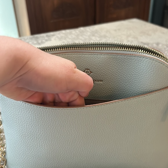 Super pretty color purse - Picture 5 of 5